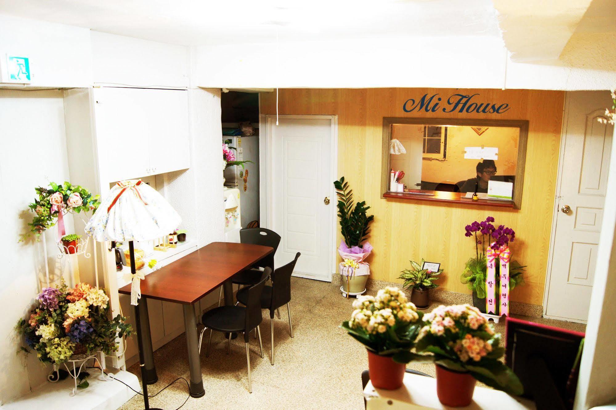 Mi House Hotel Seoul Eksteriør billede